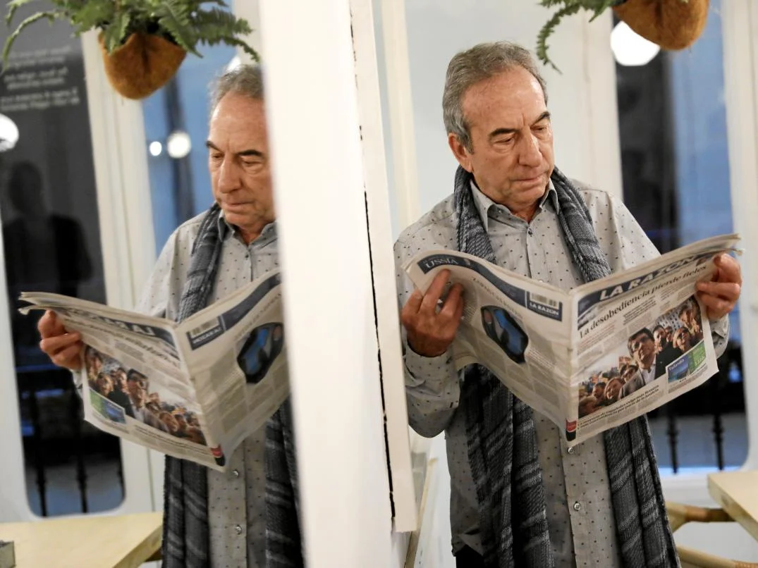 El día que Perales escribió una canción leyendo el diario