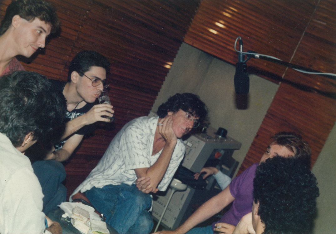 Salir de la melancolía: una tarde con Serú Girán