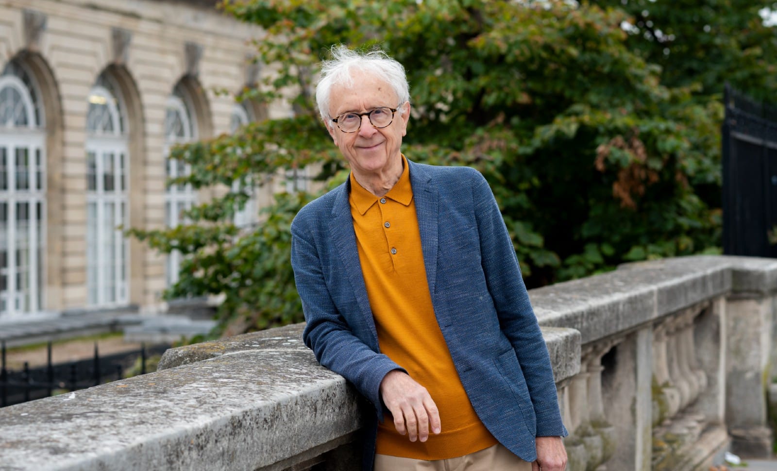 La condición política del hombre y la unidad del género humano